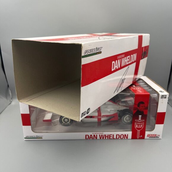 Greenlight-1:18 Scale Dan Wheldon In Memoriam Indy Car 2012 Brickyard Authentics - Picture 15 of 16